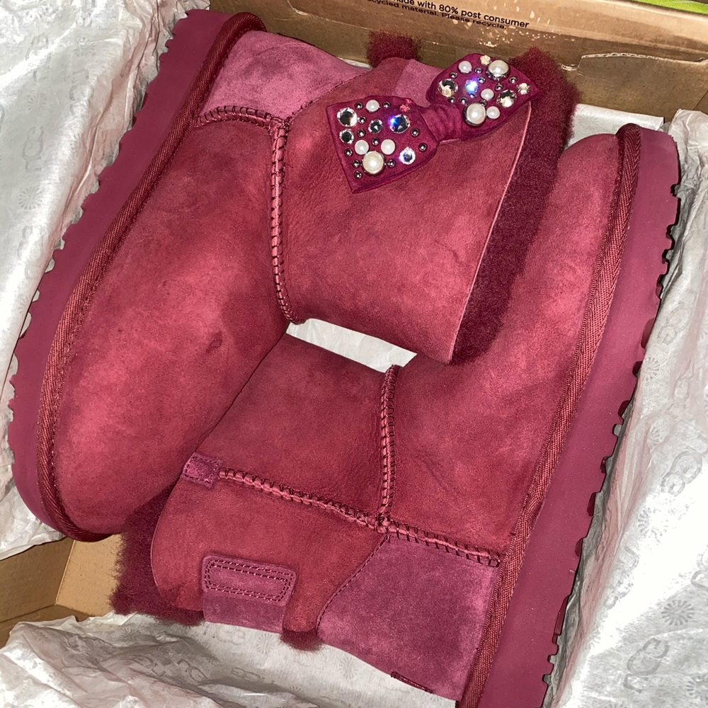Brand new Ugg boots... box included color garnet